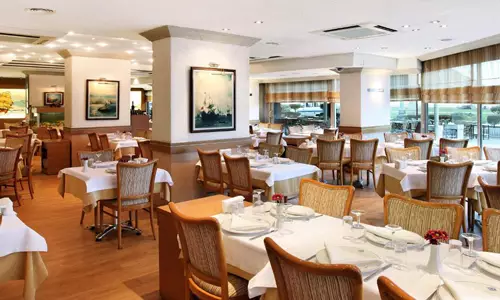 هتل پالاس اوتل ازمیر